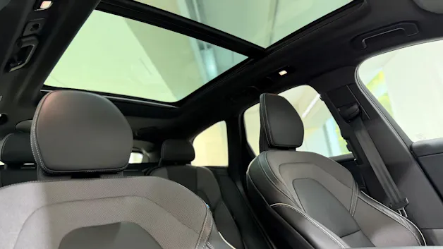 VOLVO XC60 2.0 T6 TE Plus Dark eAWD