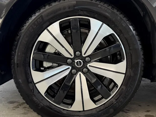 VOLVO XC60 2.0 T6 TE Plus Dark eAWD