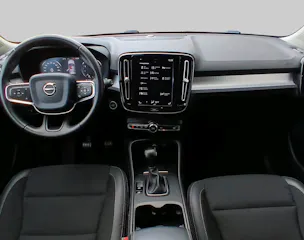 VOLVO XC40 1.5 T3 Momentum