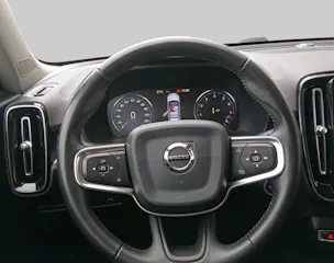 VOLVO XC40 1.5 T3 Momentum