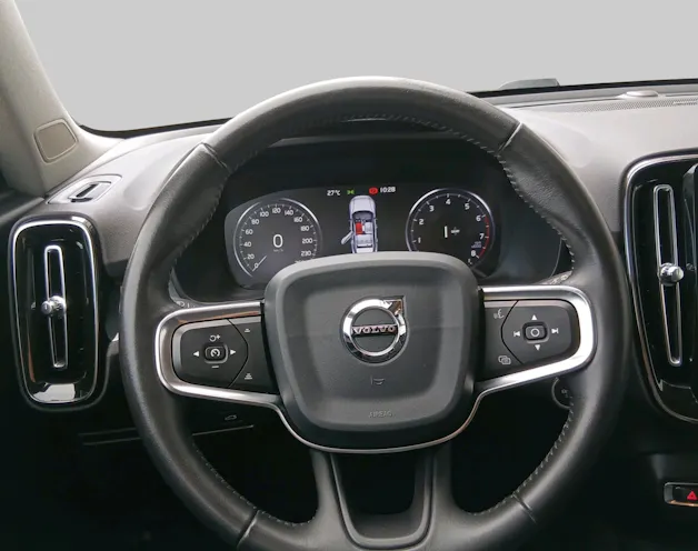 VOLVO XC40 1.5 T3 Momentum