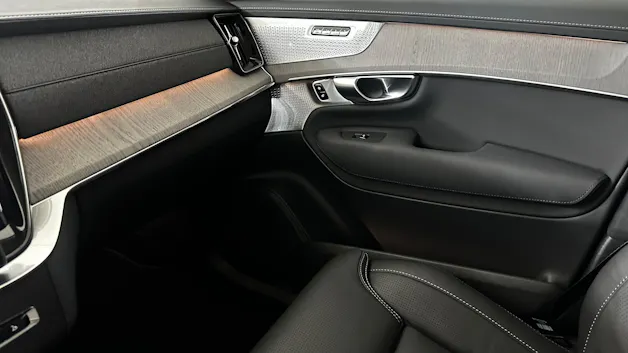 VOLVO XC90 2.0 T8 TE Ultra Dark eAWD