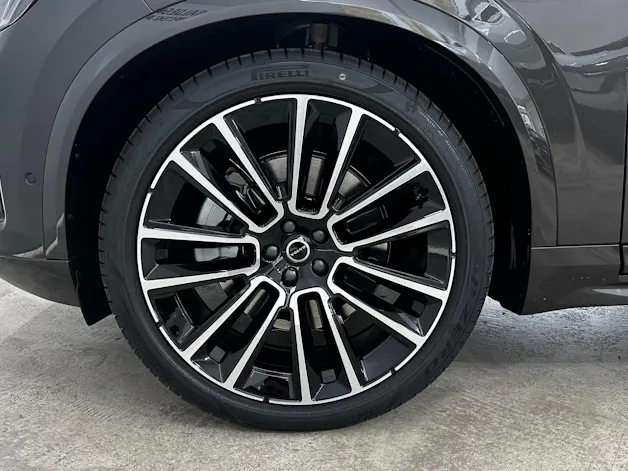 VOLVO XC90 2.0 T8 TE Ultra Dark eAWD