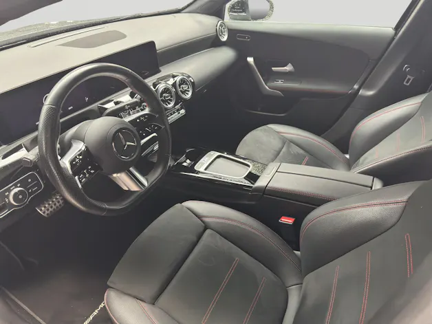 MERCEDES-BENZ A 200 AMG 7G-DCT