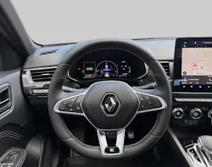 RENAULT Arkana 1.6 E-Tech Engineered