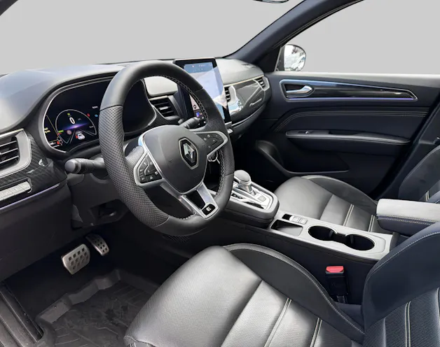 RENAULT Arkana 1.6 E-Tech Engineered