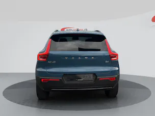 VOLVO XC40 B4 Benzin Mild Hybrid Plus Dark DCT