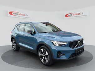 VOLVO XC40 B4 Benzin Mild Hybrid Plus Dark DCT