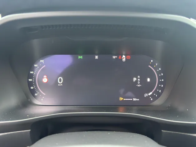 VOLVO XC40 B4 Benzin Mild Hybrid Plus Dark DCT