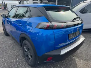 PEUGEOT 2008 1.2 PureTech Active Pack