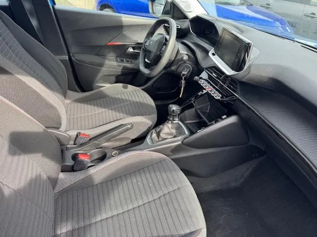 PEUGEOT 2008 1.2 PureTech Active Pack