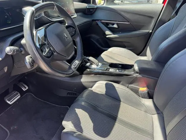 PEUGEOT 208 Elektrik GT Pack