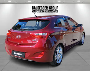 HYUNDAI i30 1.6 GDi Amplia