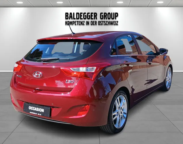 HYUNDAI i30 1.6 GDi Amplia