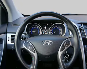 HYUNDAI i30 1.6 GDi Amplia