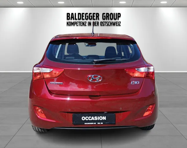 HYUNDAI i30 1.6 GDi Amplia