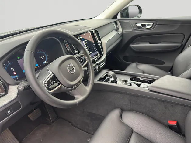 VOLVO XC60 B4 Diesel Mild Hybrid AWD Plus Dark Geartronic