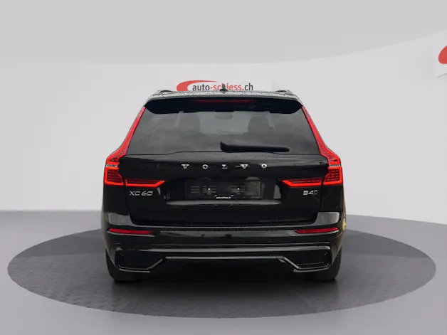 VOLVO XC60 B4 Diesel Mild Hybrid AWD Plus Dark Geartronic