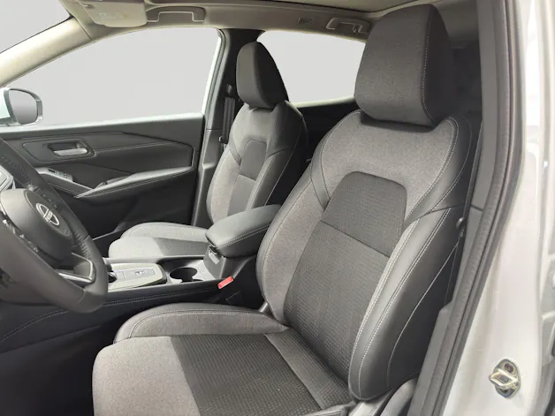 NISSAN Qashqai 1.3 DIG-T MHEV N-Connecta Xtronic
