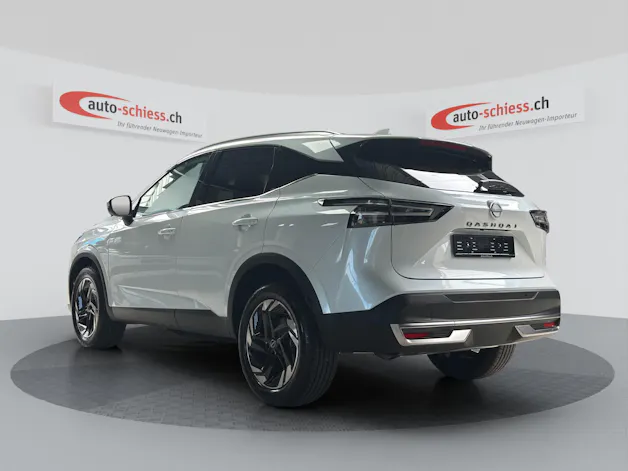 NISSAN Qashqai 1.3 DIG-T MHEV N-Connecta Xtronic