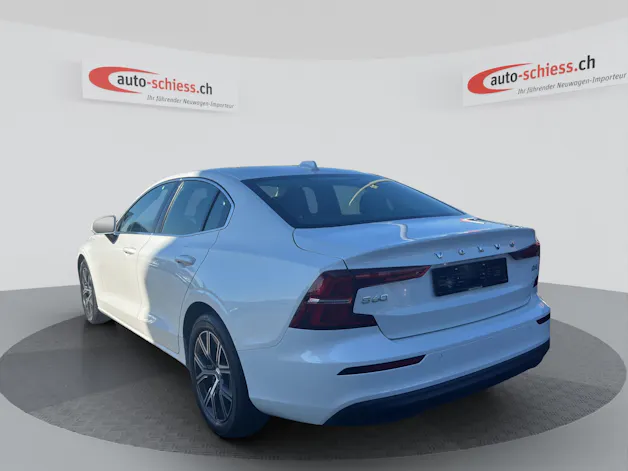 VOLVO S60 B4 Benzin Mild Hybrid CORE DCT