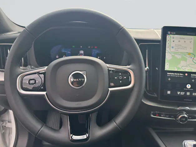 VOLVO XC60 B5 Benzin Mild Hybrid AWD Plus Black Edition Geartronic
