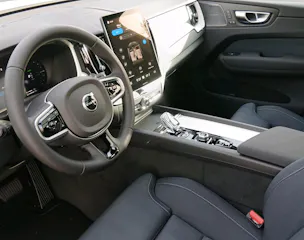VOLVO XC60 2.0 T6 TE Plus Dark eAWD