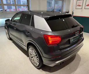AUDI Q2 2.0 TFSI sport quattro S-tronic