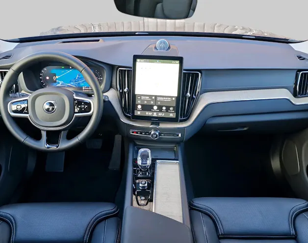 VOLVO XC60 2.0 T8 TE Ultra Dark eAWD