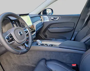 VOLVO XC60 2.0 T8 TE Ultra Dark eAWD