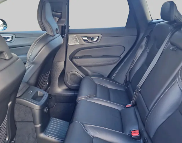VOLVO XC60 2.0 T8 TE Ultra Dark eAWD