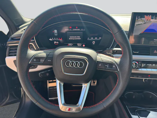 AUDI A4 40 TDI S line S-tronic Black