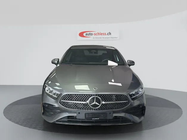 MERCEDES-BENZ A 200 7G-DCT AMG-LINE