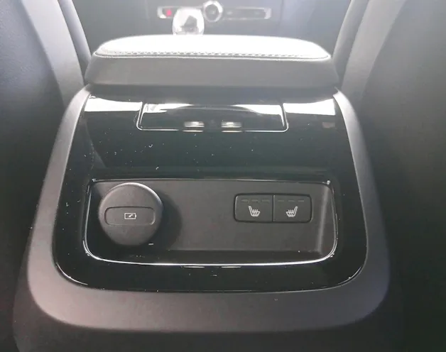 VOLVO V60 2.0 T8 TE Ultra Dark eAWD