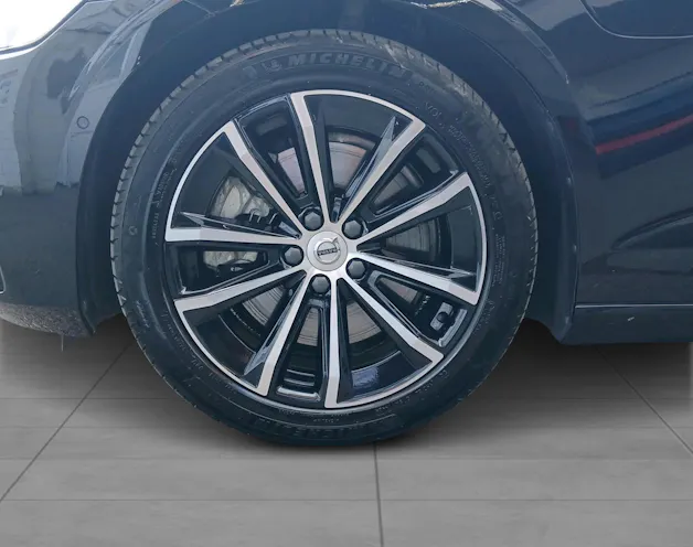 VOLVO V60 2.0 T8 TE Ultra Dark eAWD