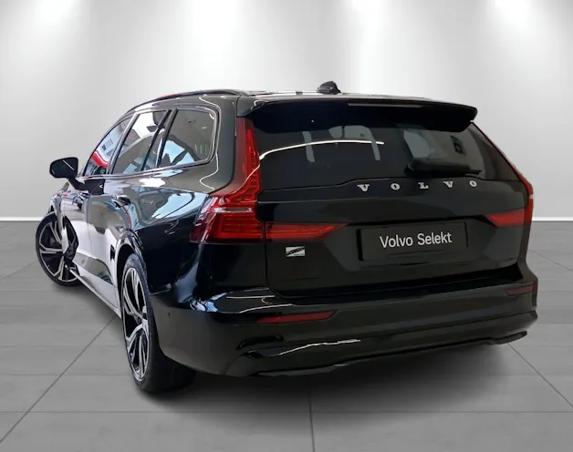 VOLVO V60 2.0 T8 TE Ultra Dark eAWD