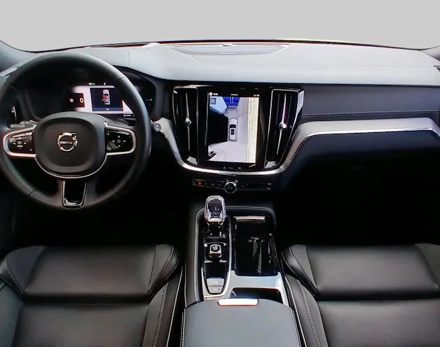 VOLVO V60 2.0 T8 TE Ultra Dark eAWD