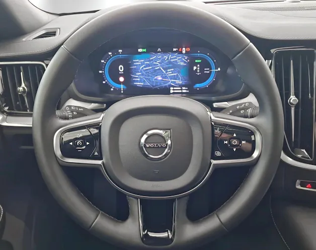 VOLVO V60 2.0 T8 TE Ultra Dark eAWD