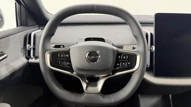 VOLVO EX 30 CC P8 Ultra AWD