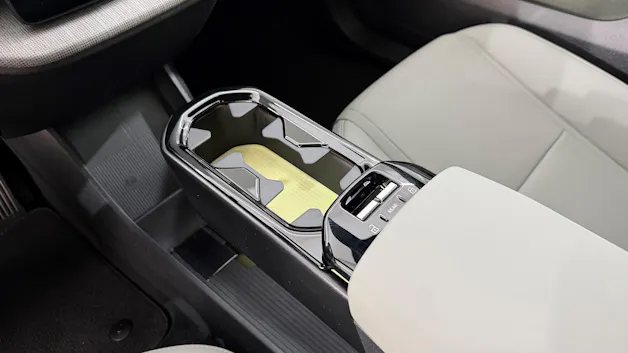 VOLVO EX 30 CC P8 Ultra AWD