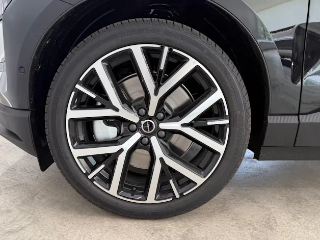 VOLVO EX 30 E60 Twin Ultra Performanc