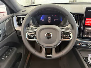 VOLVO XC60 2.0 T6 TE Black Edition e