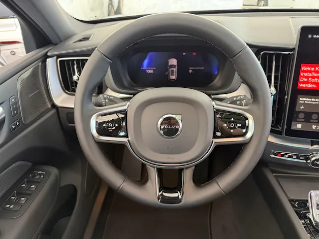 VOLVO XC60 2.0 T6 TE Black Edition e