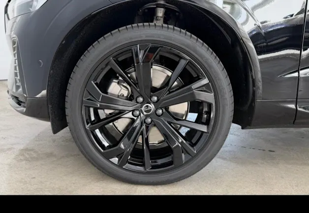 VOLVO XC60 2.0 T6 TE Black Edition e