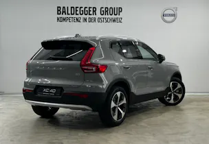 VOLVO XC40 2.0 B3 MH Core