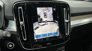 VOLVO XC40 2.0 B3 MH Core