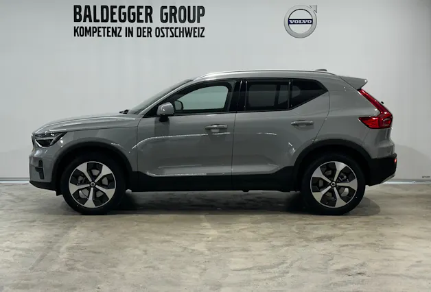 VOLVO XC40 2.0 B3 MH Core