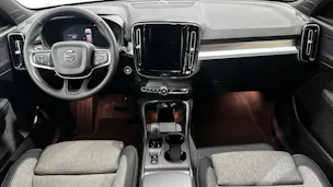 VOLVO XC40 2.0 B3 MH Core