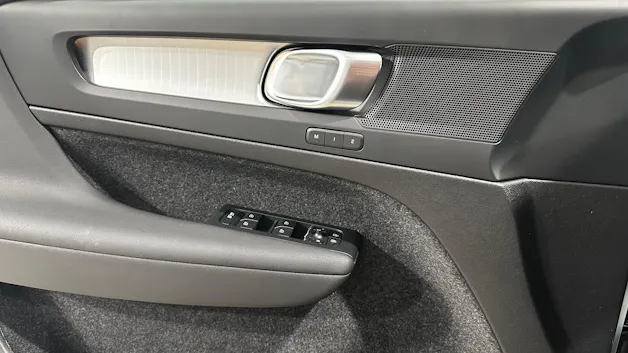 VOLVO XC40 2.0 B3 MH Core