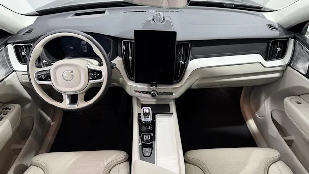 VOLVO XC60 2.0 T6 TE Ultra Bright eA